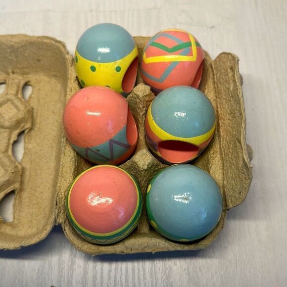 Vintage Hand-painted Wooden Easter Egg Napkin Rings Pastel lot of 6 Pink Blue - Picture 6 of 6